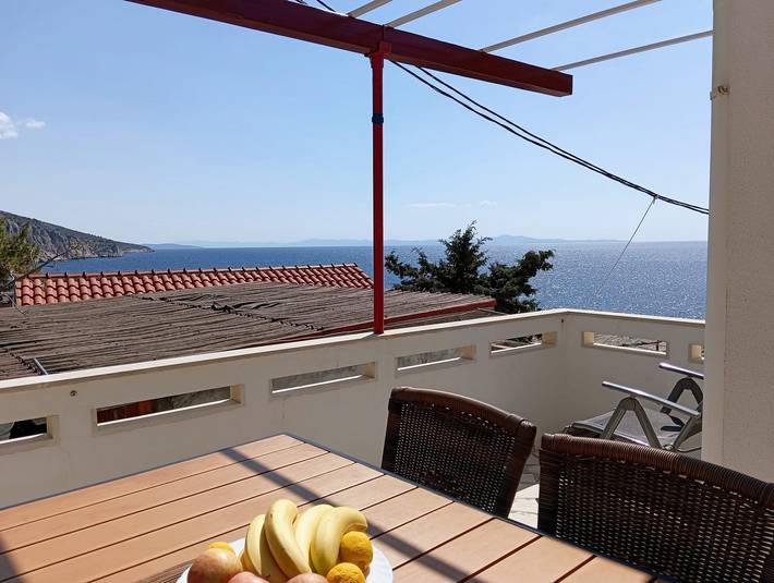 Vakantiewoning voor 4 personen, met balkon/terras op Hvar