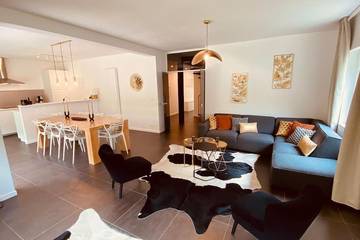 Gîte pour 9 personnes, avec jardin et vue, animaux acceptés dans Tilff