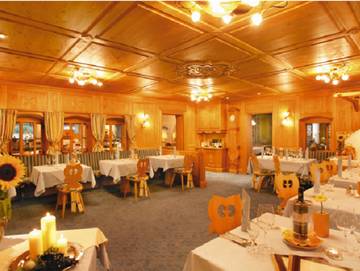 Hotel für 3 Personen in Tannheim (Tirol), Allgäuer Alpen (Österreich), Bild 2