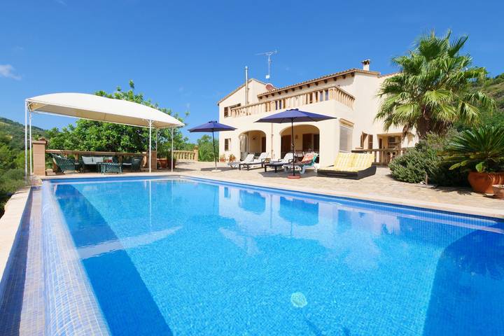Ferienhaus für 10 Personen, mit Balkon und Garten in Artà