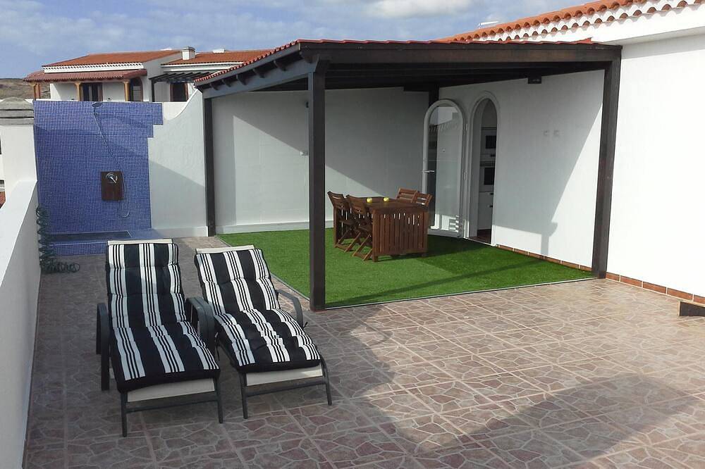 Ganze Wohnung, Atico con Gran Terraza , Vistas Impresionantes al mar y Montaña in Agaete, Gran Canaria Nord
