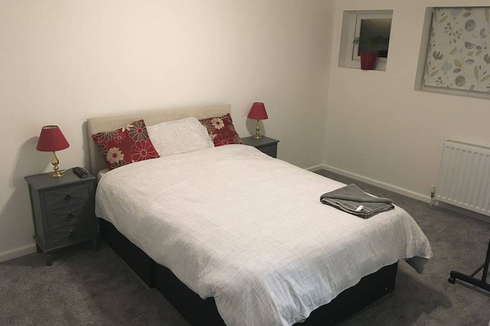 Apartamento entero, Apartamento-De Lujo-Baño privado externo in Ashford, Región de Ashford