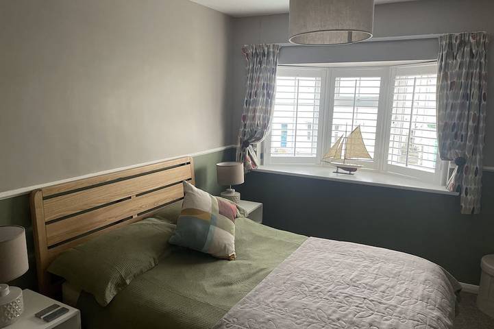 Chalet en bord de mer, central et calme avec parking. Près des terrains de golf. 5 couchages in Deal, Kent