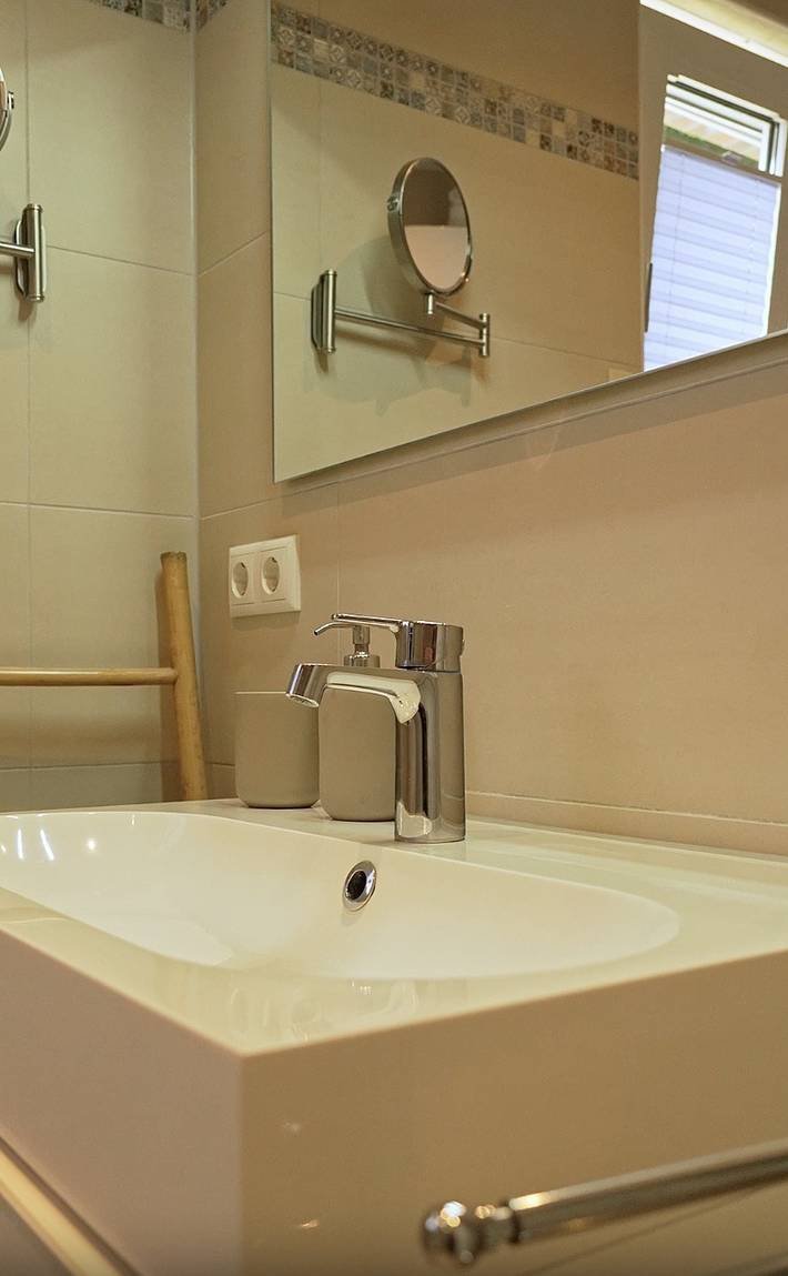 Ganze Ferienwohnung, Fewo "Chill und mee(h)r" - Fw "Mohnblume" in Horumersiel, Wangerland