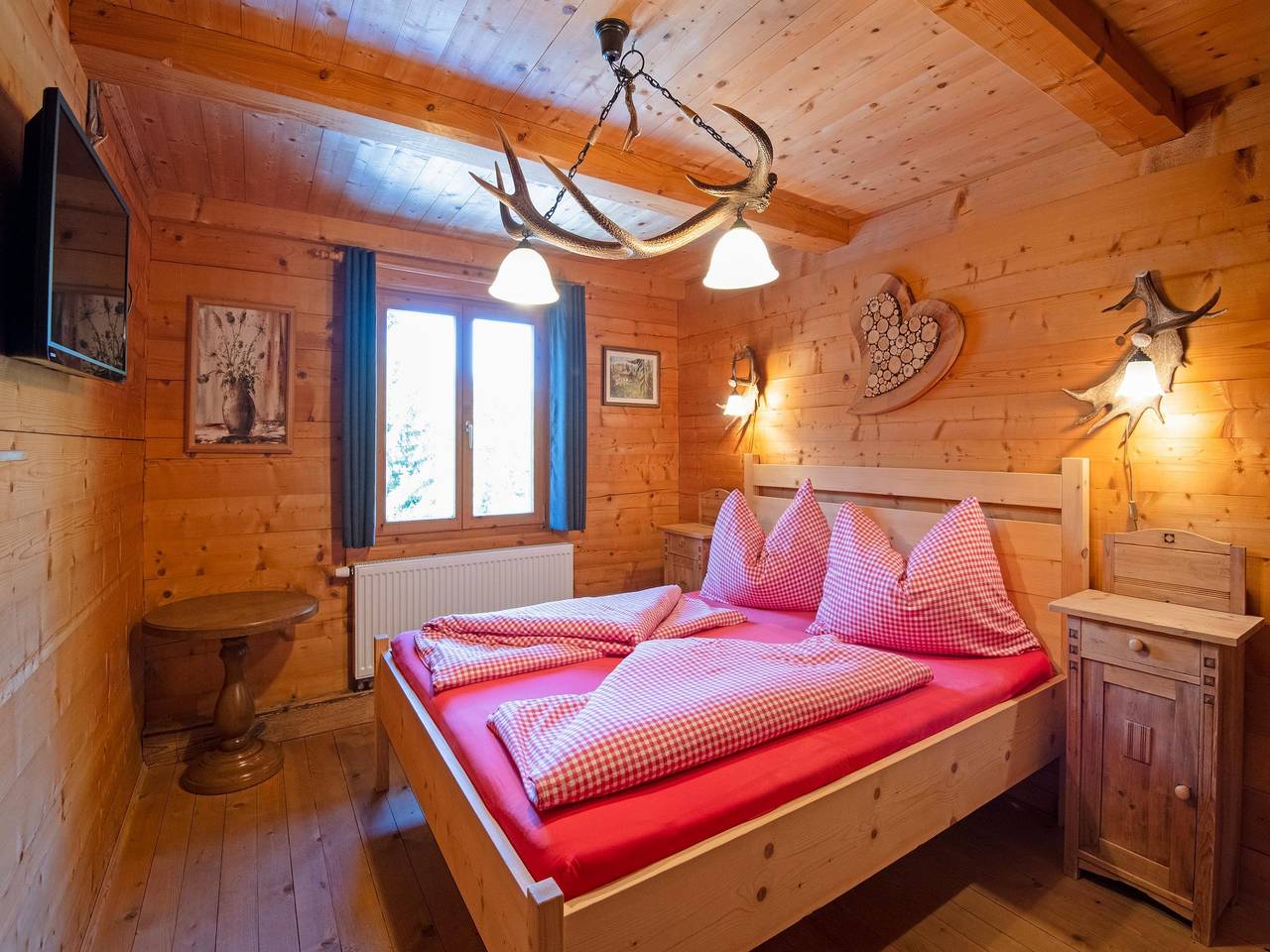 Ganze Wohnung, Hütte in Hochfügen nahe Skipisten in Tuxer Alpen, Hochfügen