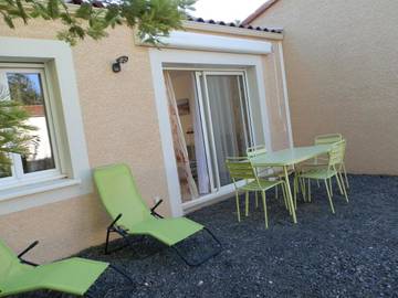 Location de vacances pour 4 personnes, avec jardin à Salinelles