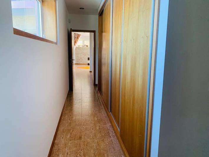 Location de vacances pour 10 personnes, avec jardin ainsi que vue et piscine dans Belinho - 2