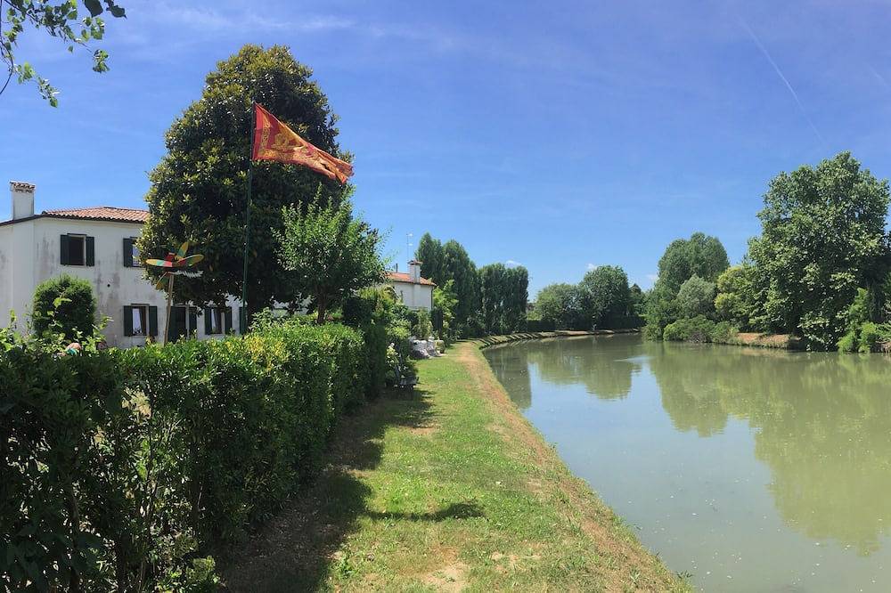 Dimora Naviglio B & B near Venice in Dolo, Venice Province