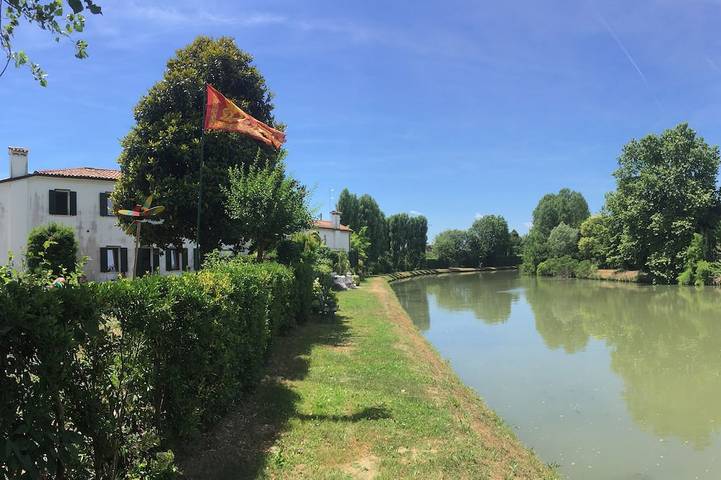Chambre d’hôte pour 2 personnes, avec Jardin à Dolo (Italie)
