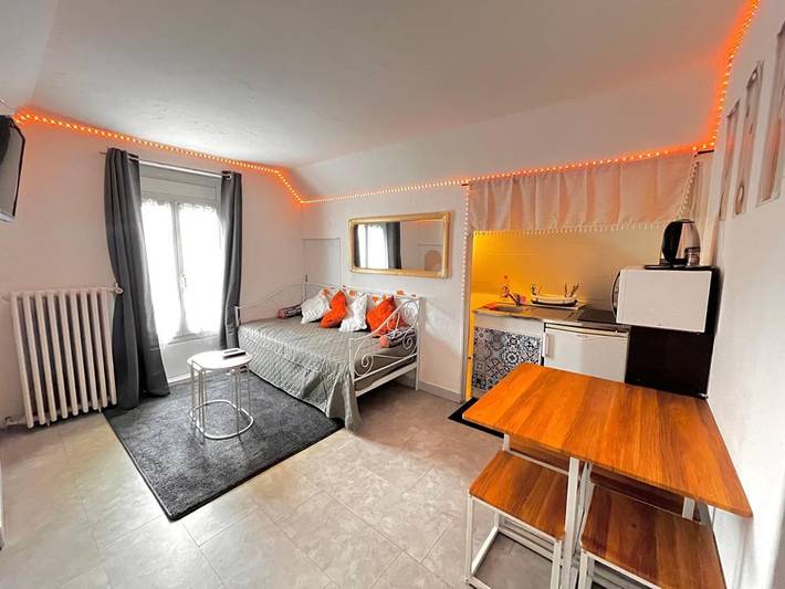 Gîte pour 3 personnes, avec vue et terrasse, animaux acceptés à Bonneuil-sur-Marne