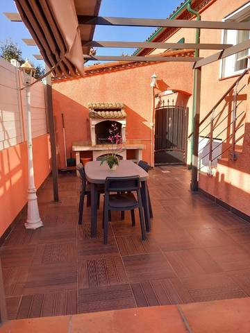 Gîte pour 2 personnes, avec terrasse, adapté aux familles à Saint-Jean-Pla-de-Corts