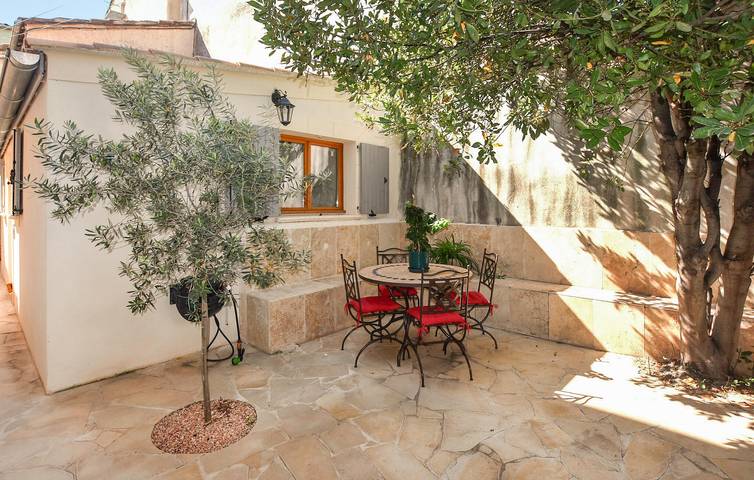 Location de vacances pour 2 personnes, avec Terrasse à Monteux