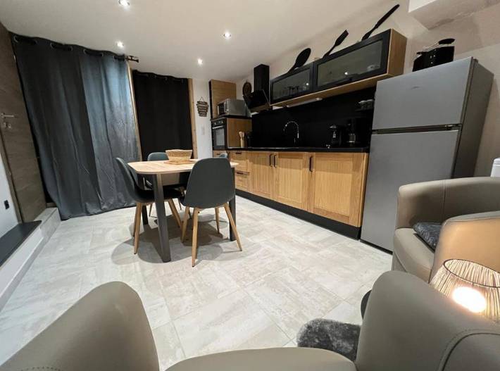 Gîte pour 2 personnes, avec sauna et jacuzzi, animaux acceptés dans Station de Larcenaire - Bussang