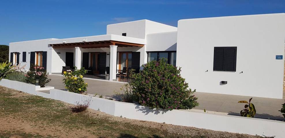 Casa rural para 6 personas, con jardín y piscina para niños además de vistas y piscina en El Pilar de la Mola - 4