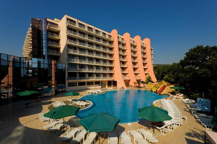 Hotel für 3 Personen, mit Pool und Ausblick sowie Garten und Sauna - 1