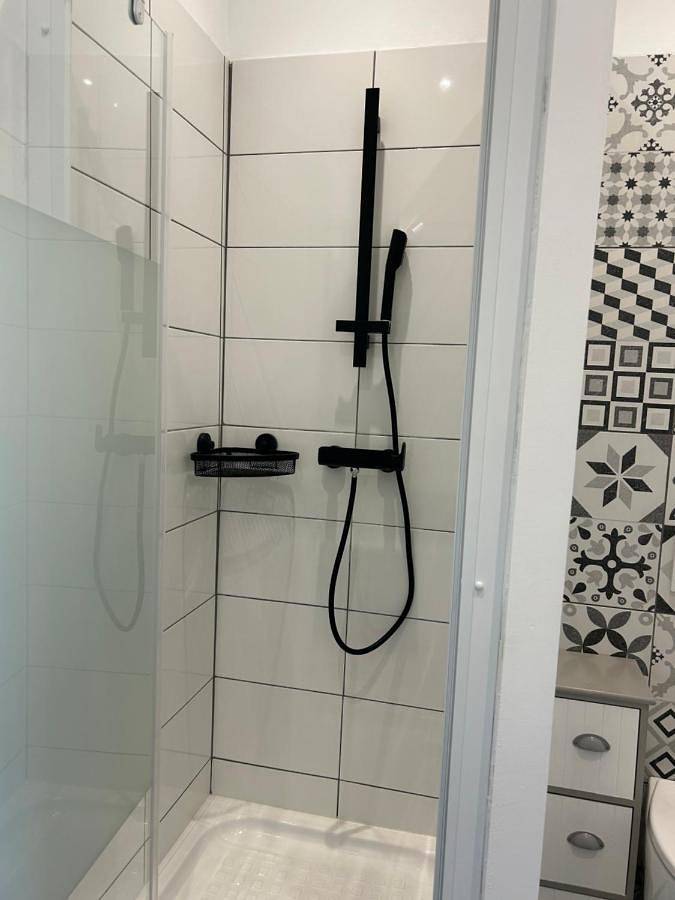Gîte pour 2 personnes, avec piscine ainsi que jardin et terrasse à Les Pennes-Mirabeau - 3