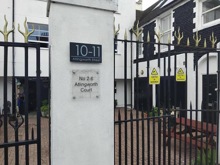 Casa de huéspuedes para 2 personas, con jardín en Brighton