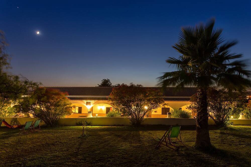 Quiet, peaceful house A1 rental in Estoi, Faro Distrikt