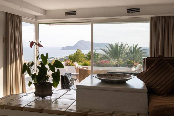 Casa rural para 10 personas, con vistas además de terraza y piscina, Se admiten mascotas en Altea - 2