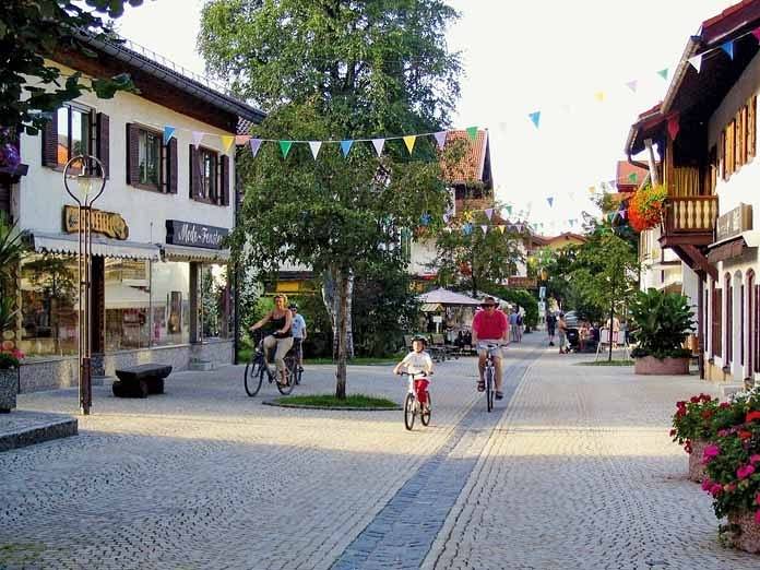 Entire holiday apartment, Ferienwohnung Sonntagshorn inkl. Chiemgaukarte - Holiday flat Sonntagshorn 67sqm, kitchen, 1 bedroom, 1 bed-sit room, 3 pers. in Ruhpolding, Bavarian Alps