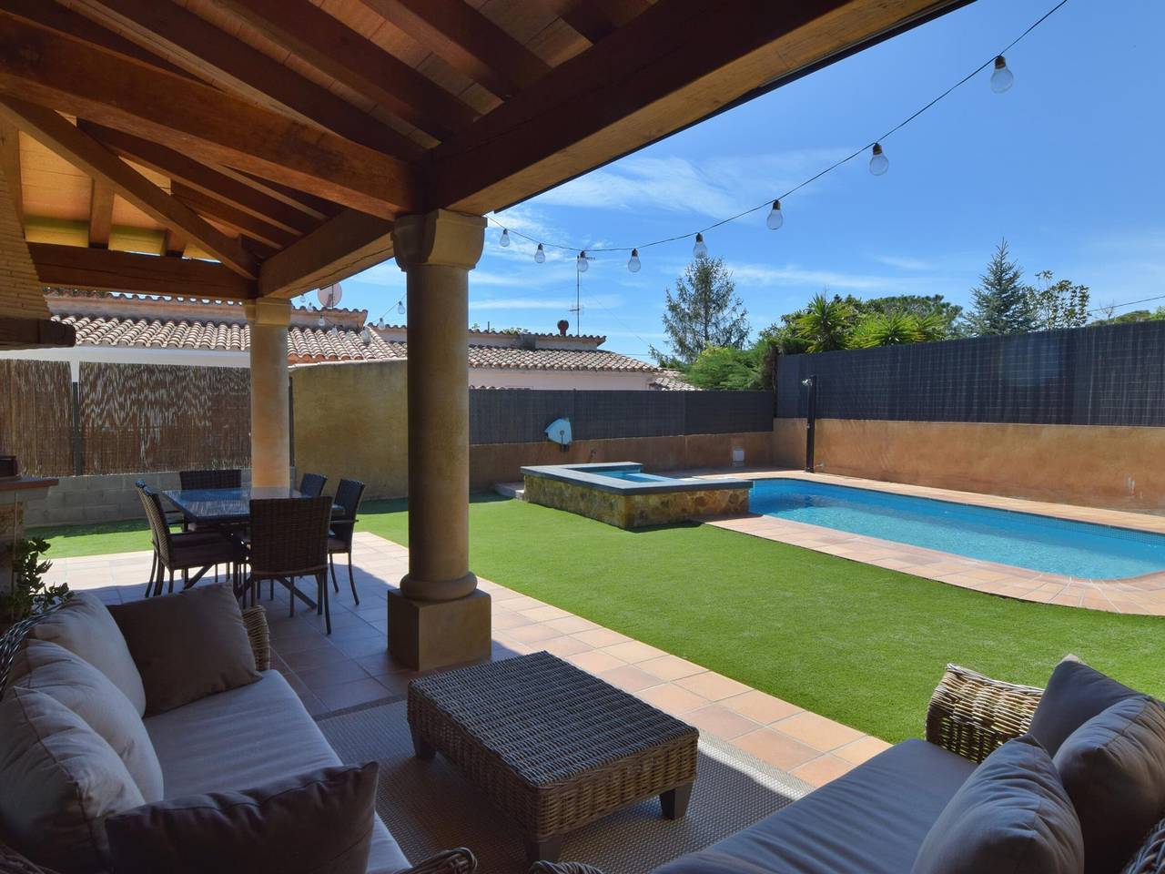 Villa Magica con Piscina Privada en Santa Cristina d'Aro, Costa Brava in Santa Cristina de Aro, Costa Brava