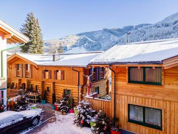 Chalet für 16 Personen, mit Whirlpool und Sauna sowie Balkon in Kaprun