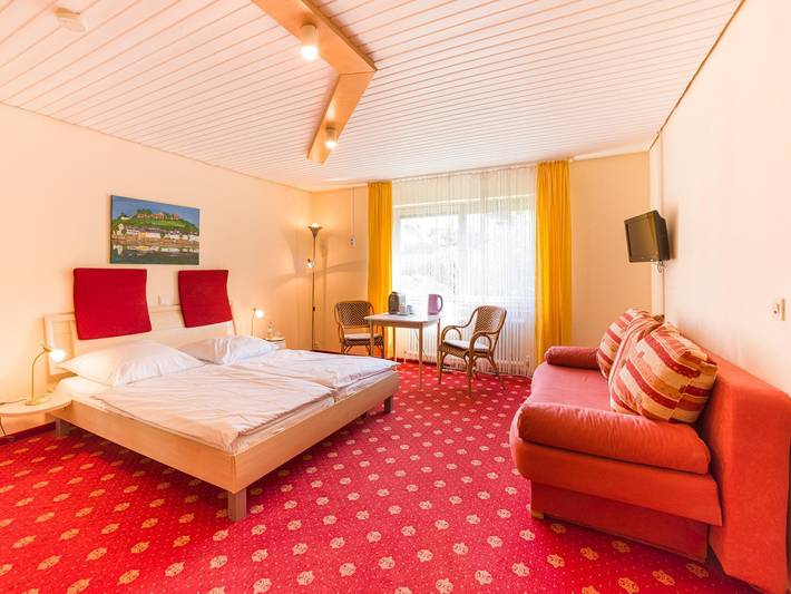Hotel für 2 Personen, mit Terrasse und Sauna in Konz