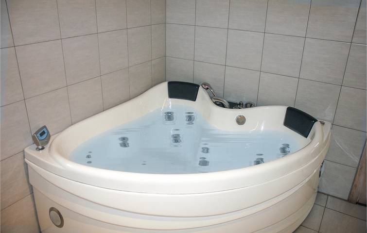 Ferienhaus für 16 Personen, mit Whirlpool und Garten sowie Terrasse und Sauna auf Öland - 3