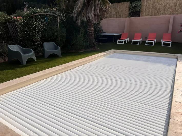 Location de vacances pour 6 personnes, avec piscine et jardin à Taradeau - 4