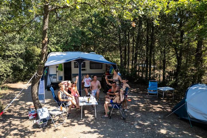 Camping pour 4 personnes, avec piscine, animaux acceptés dans la Région de nyons - 3