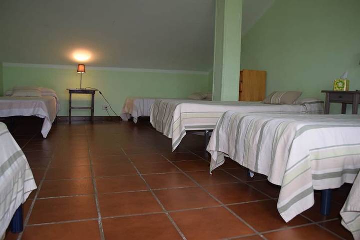 Location de vacances pour 12 personnes, avec jardin à Barbastro - 3