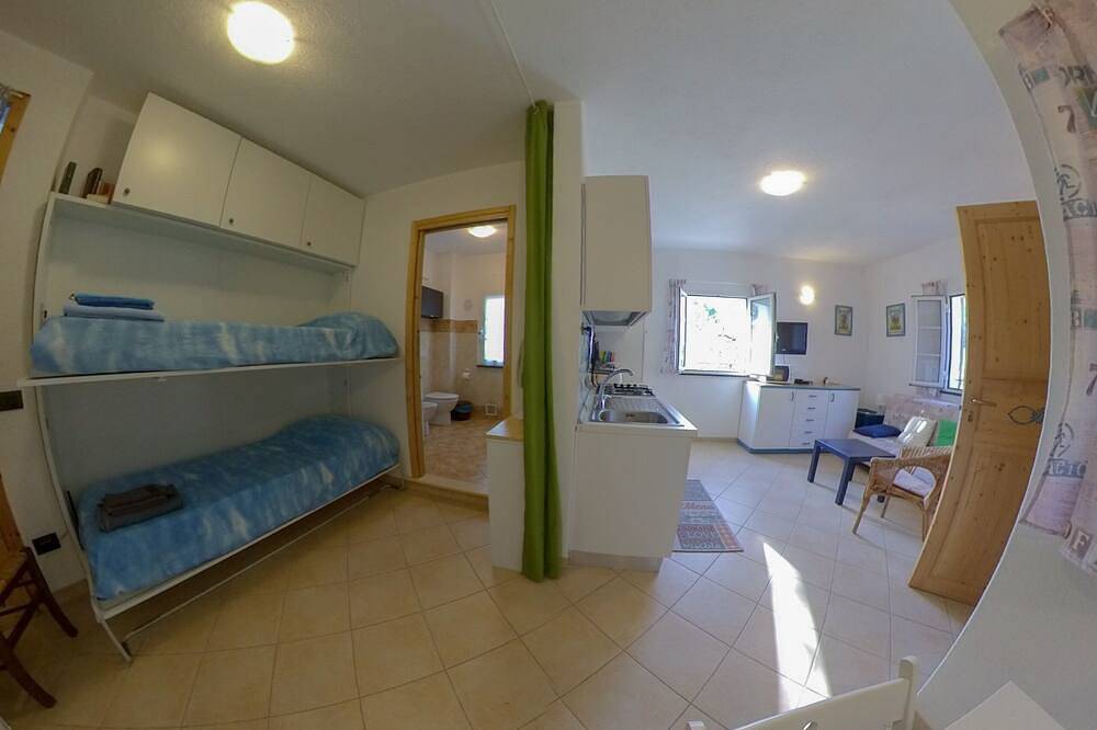 Entire apartment, In the Final Hills, ideal for bikers and climbers. Paradise 20 min from the sea. in Rialto, Ligurian Alps
