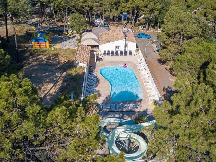 Tente pour 2 personnes, avec Piscine