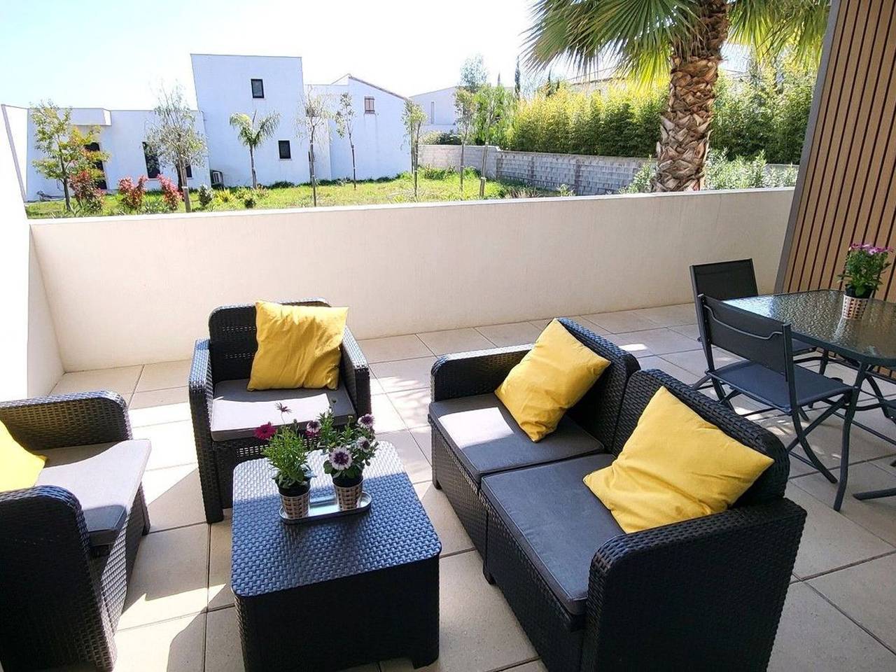 Ganze Wohnung, 45m² Klimatisierte Wohnung mit Terrasse in Mèze, 4 Pers in Mèze, Mittelmeerküste (Frankreich)