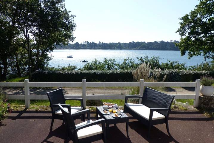 Location de vacances pour 6 personnes, avec Balcon ainsi que Terrasse et Jardin à Baden (France) - 3