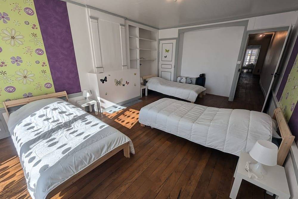 In the heart of the historic city of Langres, Ville d'Art et d'Histoire.  in Langres, Alto Marne