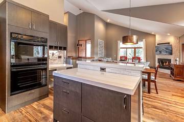 Chalet for 10 Guests in West Vail, Vail, Picture 4