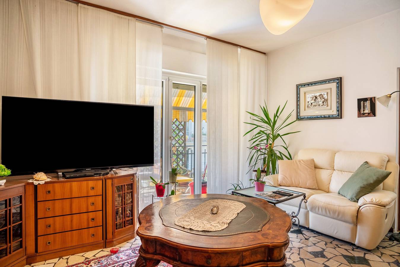Appartamento intero, Appartamento 'Re 1' con balcone, Wi-Fi e aria condizionata in Trento, Trentino