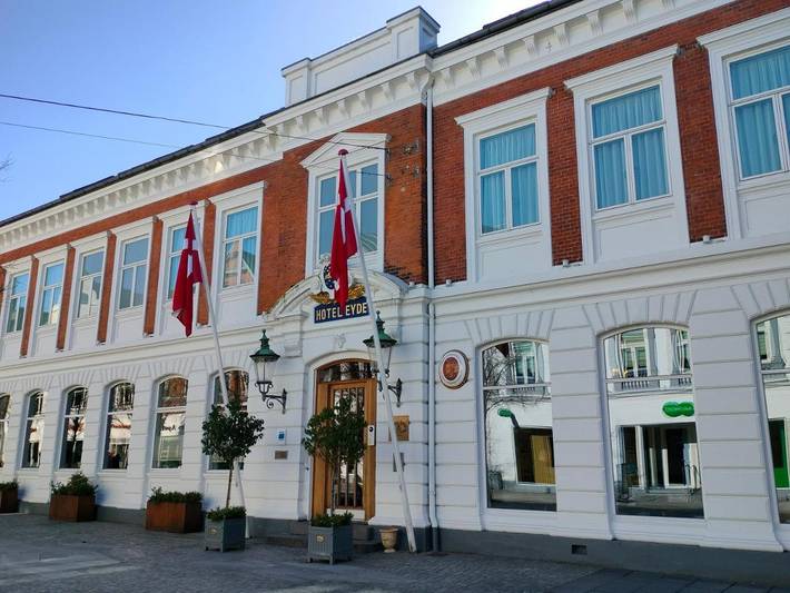 Hotel für 2 Personen, mit Terrasse und Sauna in Herning