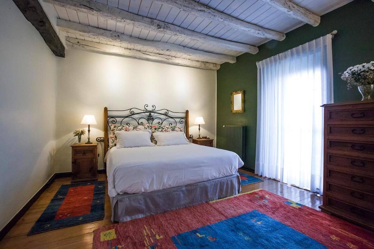 Five-Bedroom House in Juslapeña, Provincia de Navarra