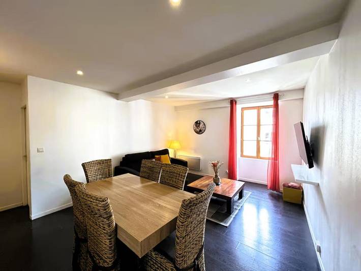 Gîte pour 7 personnes, avec terrasse à La Roche-de-Glun - 2