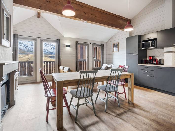 Chalet for 6 people, with pool and terrace, with pets in Val Thorens