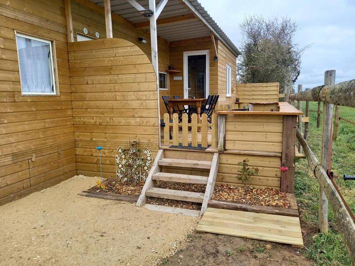 Maison de campagne pour 6 personnes, avec jacuzzi ainsi que balcon et jardin à Yèvres