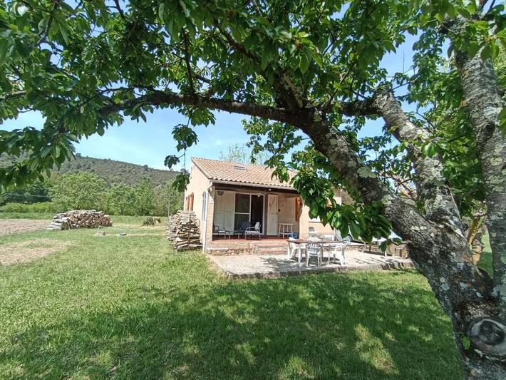 Location de vacances pour 6 personnes, avec jardin à Allemagne-en-Provence - 2