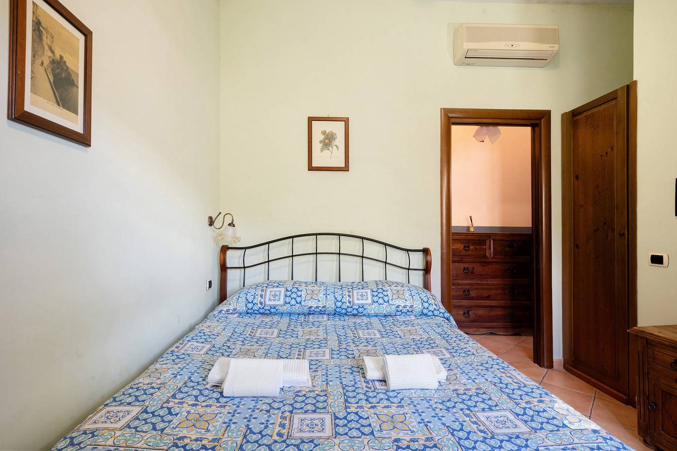 Zimmer 'Positano Con Vista Montagna' mit Gemeinschaftsterrasse, Gemeinschaftsgarten und Wi-Fi in Gragnano, Monti Lattari