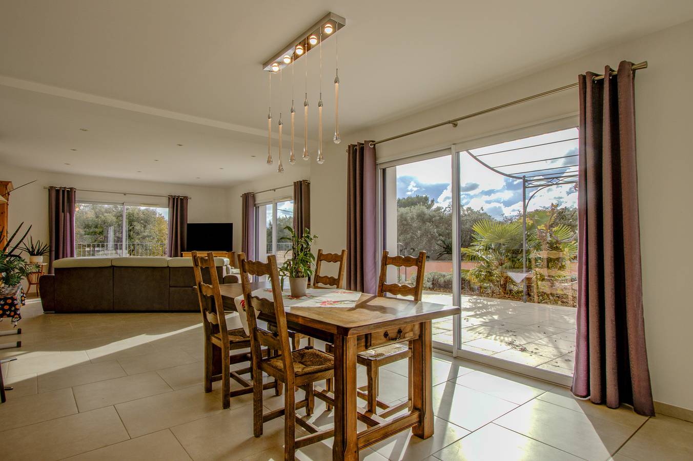 Villa climatisée avec piscine privée – Accessible Pmr – Drôme Provençale in Saint-Restitut, Región de Nyons
