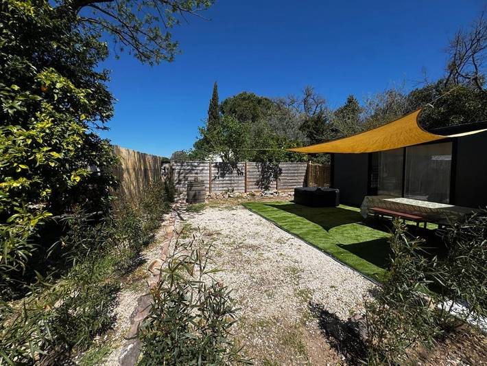 Camping pour 4 personnes, avec jacuzzi et jardin à La Crau - 4