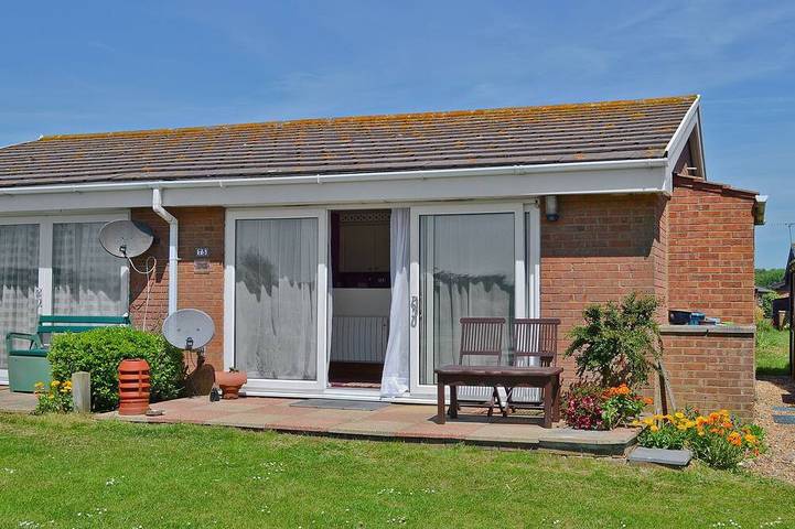Bungalow for 4 people, with balcony/terrace, with pets in 