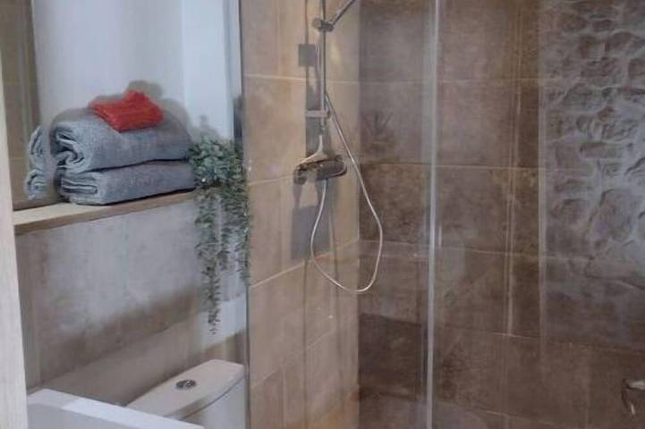 Gîte pour 2 personnes, avec jardin à Saint-Bernard - 4