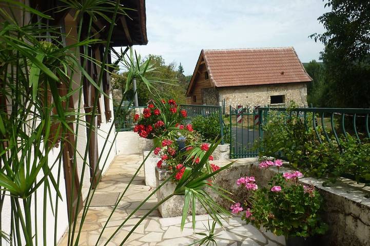 Villa pour 4 personnes, avec terrasse et jardin dans le Lot